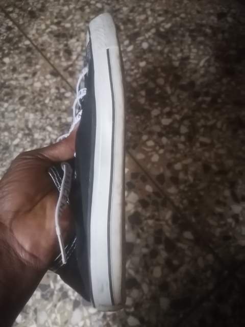 Clean Sneakers photo 4
