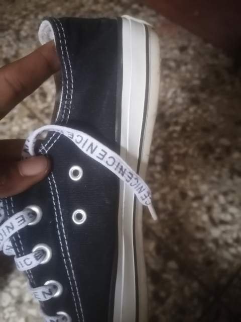 Clean Sneakers photo 1